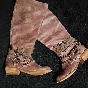 Women's Brown Suede Boots